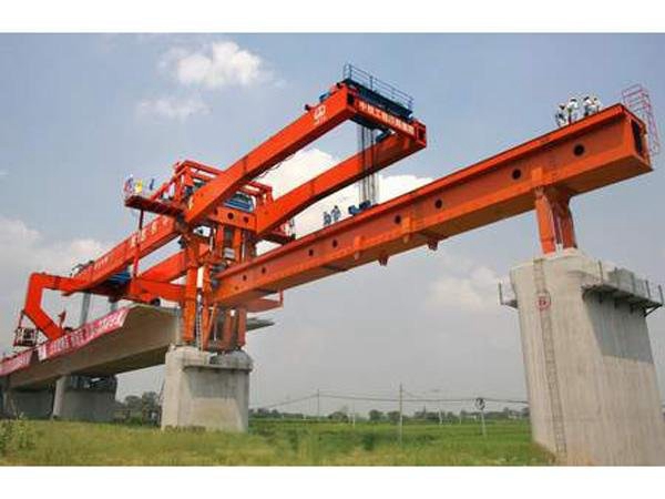 双导梁架桥机架设公路梁施工步骤